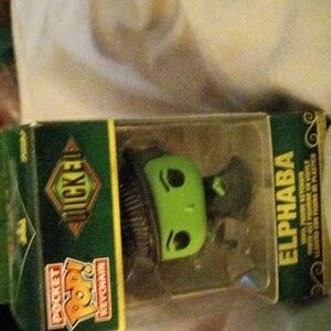 WICKED ELPHABA VINYL FIGURINE KEY FOB BY FUNKO